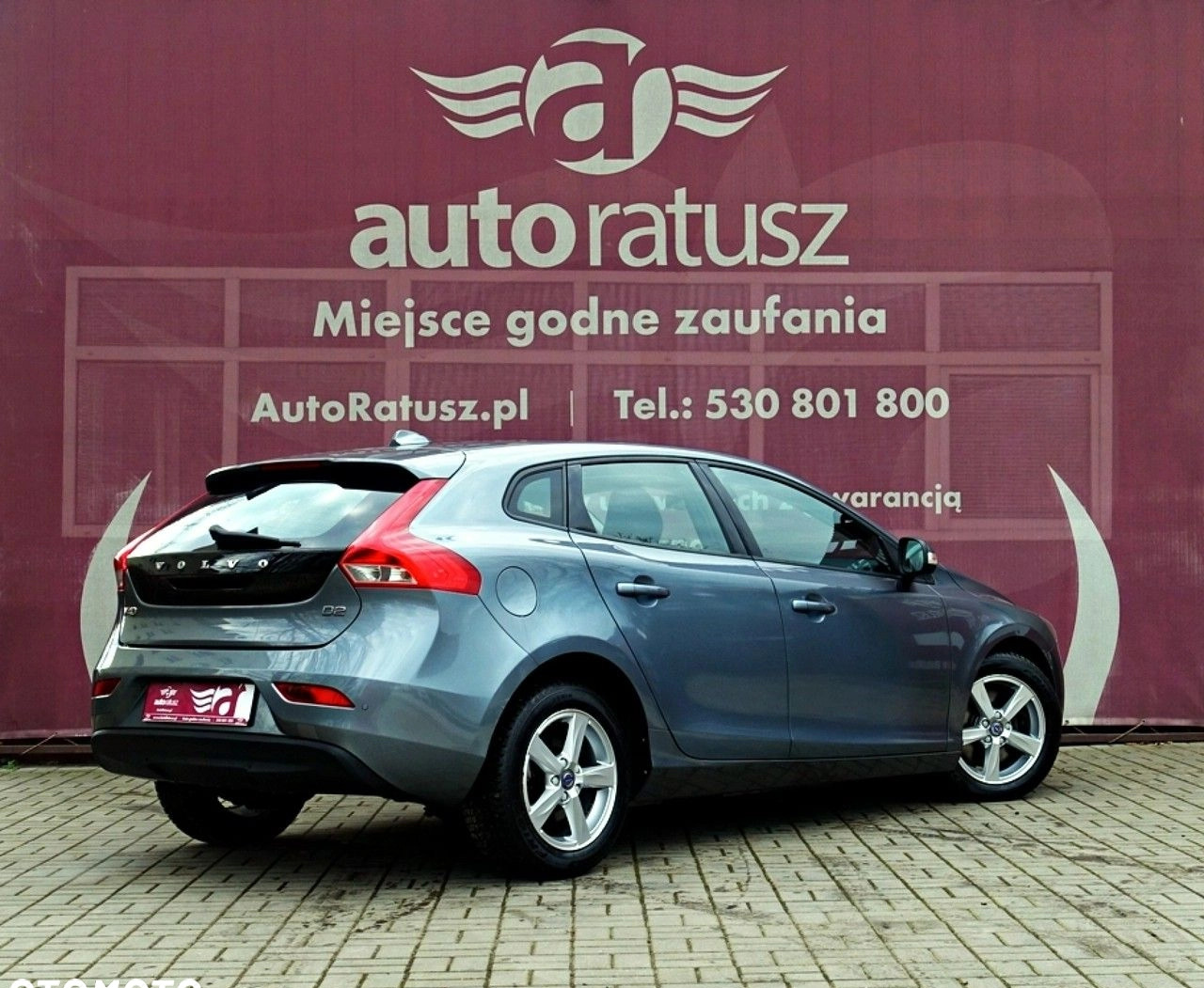 Volvo V40 cena 39900 przebieg: 290775, rok produkcji 2016 z Sanok małe 436